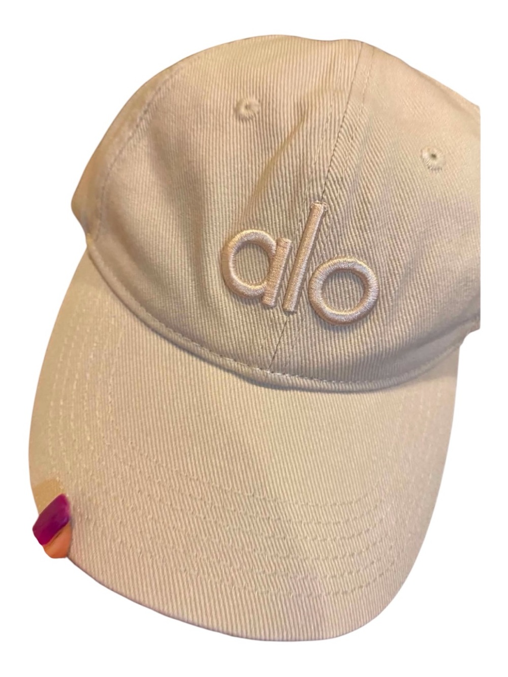 NWT Alo Hat Cream OS
